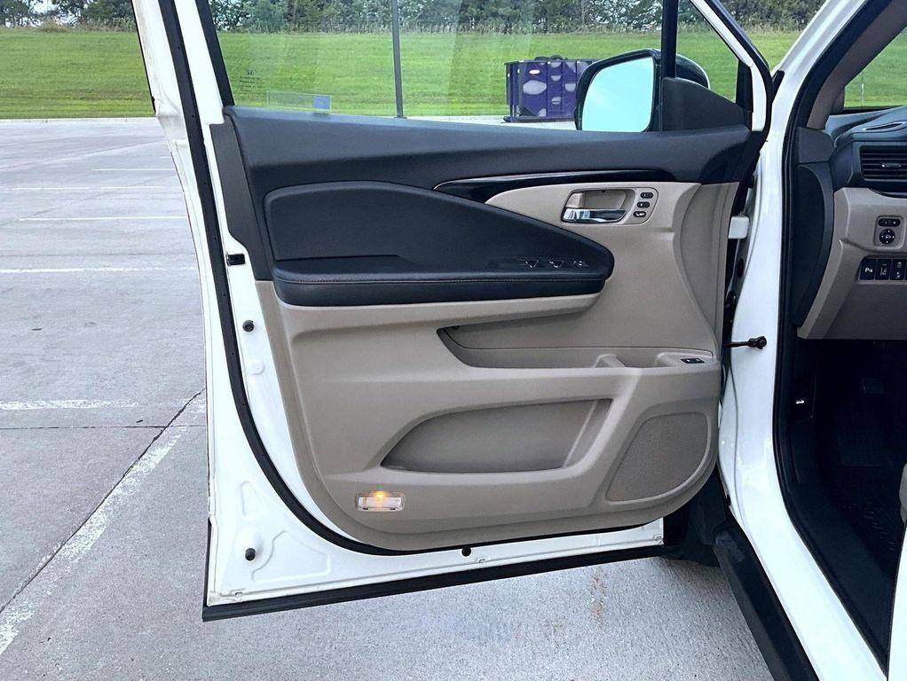 used 2017 Honda Pilot car, priced at $14,723