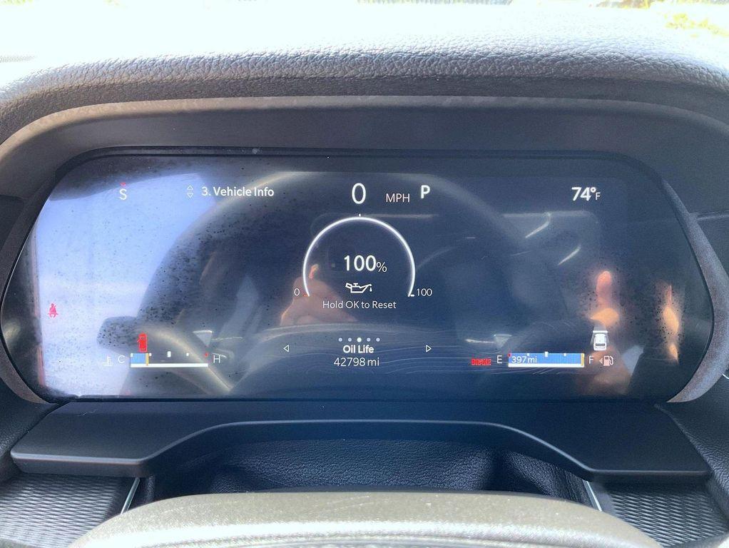 used 2024 Jeep Grand Cherokee car, priced at $31,883
