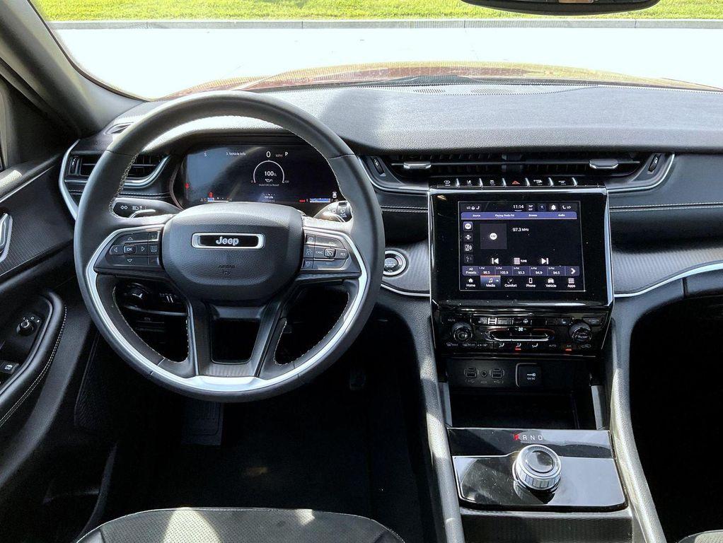 used 2024 Jeep Grand Cherokee car, priced at $31,883