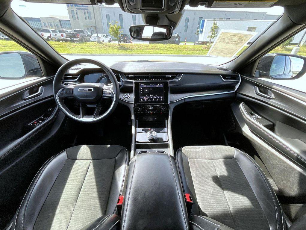 used 2024 Jeep Grand Cherokee car, priced at $31,883