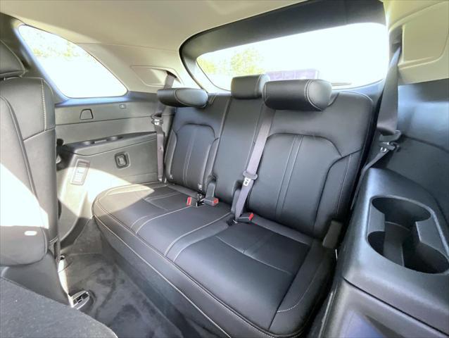 new 2025 Mazda CX-90 car, priced at $41,899