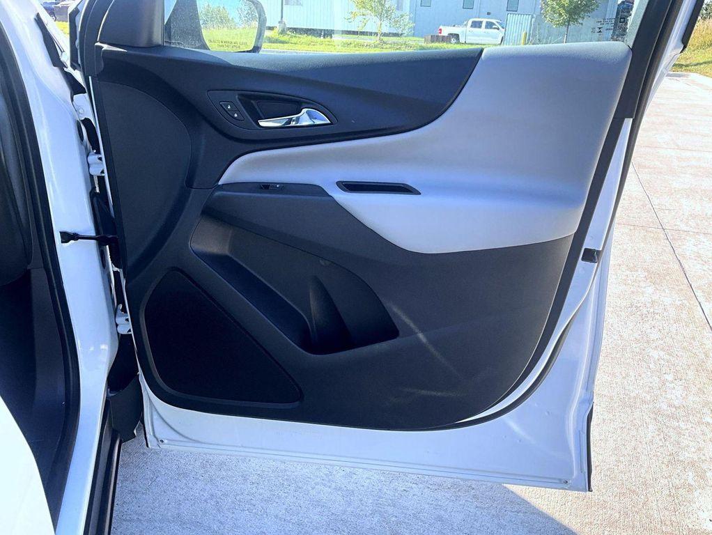 used 2023 Chevrolet Equinox car, priced at $20,464