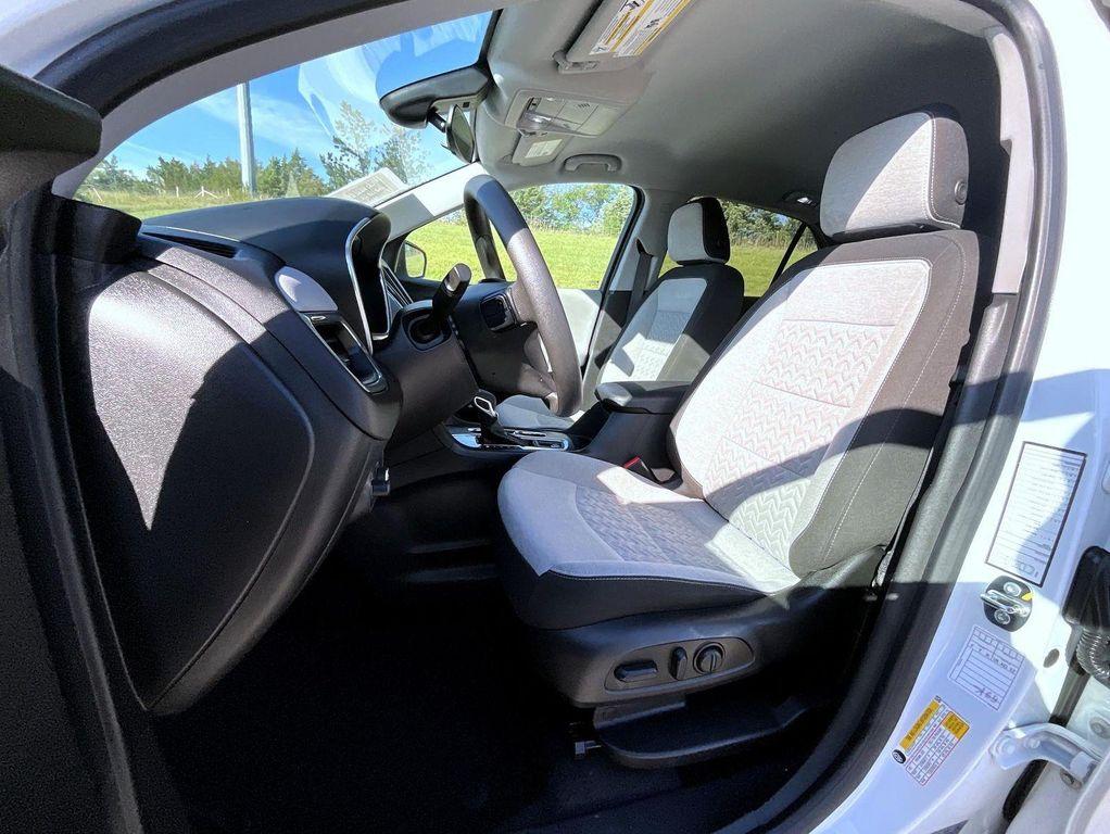 used 2023 Chevrolet Equinox car, priced at $20,464