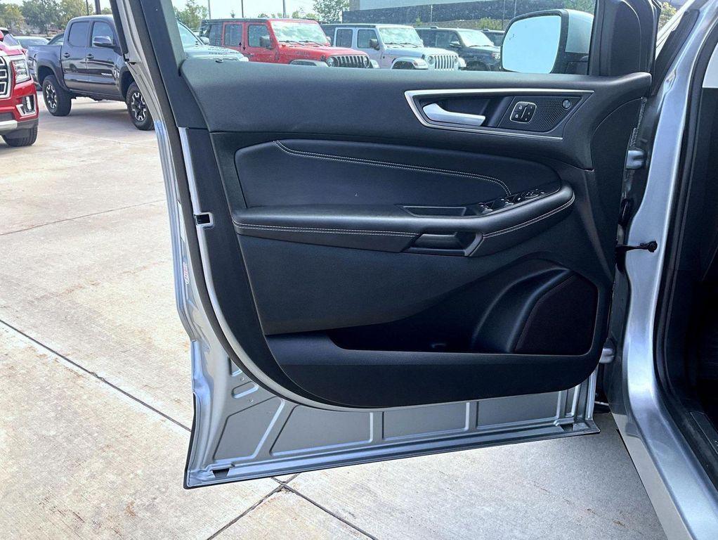 used 2024 Ford Edge car, priced at $28,608