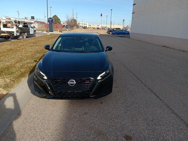 new 2025 Nissan Altima car, priced at $30,295