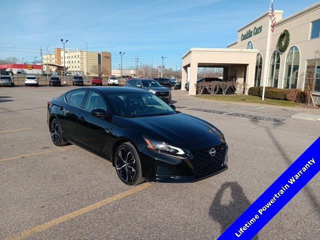 new 2025 Nissan Altima car, priced at $30,295