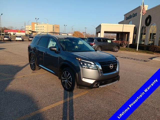 new 2025 Nissan Pathfinder car, priced at $54,515