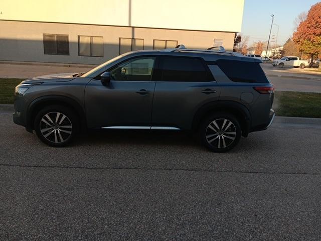 new 2025 Nissan Pathfinder car, priced at $54,515