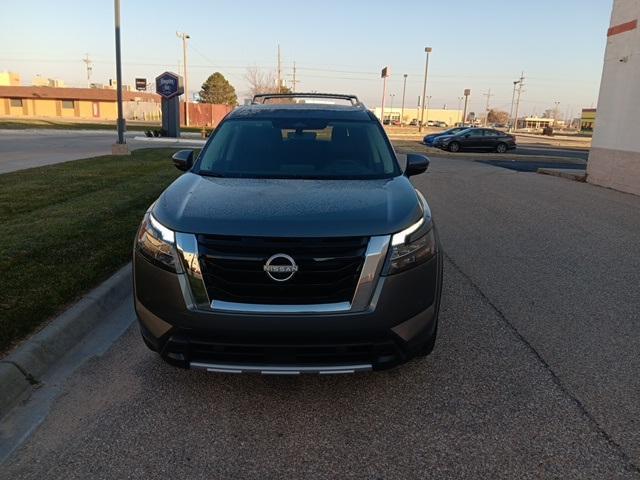 new 2025 Nissan Pathfinder car, priced at $54,515