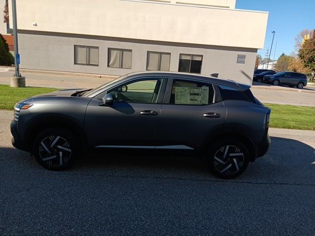 new 2025 Nissan Kicks car, priced at $25,920