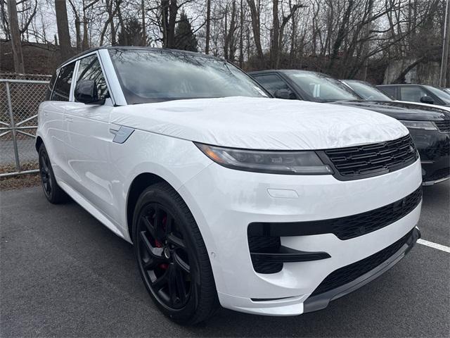 new 2025 Land Rover Range Rover Sport car, priced at $104,075