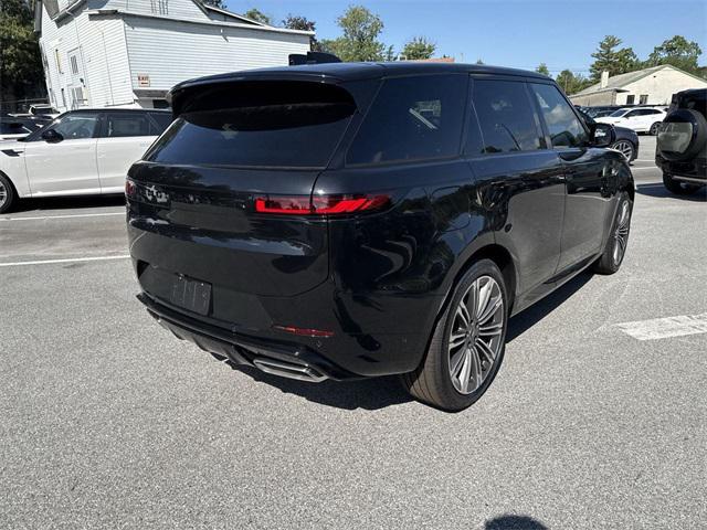 new 2025 Land Rover Range Rover Sport car, priced at $105,795