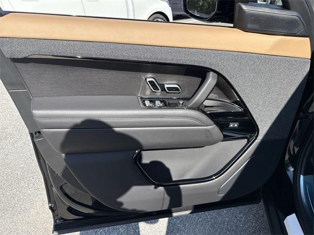 new 2025 Land Rover Range Rover Sport car, priced at $105,795