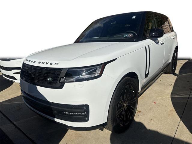 new 2025 Land Rover Range Rover car, priced at $154,525