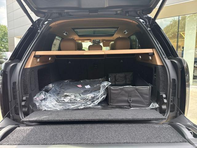 new 2025 Land Rover Range Rover car, priced at $129,135