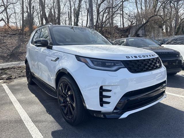 new 2025 Land Rover Discovery car, priced at $78,593