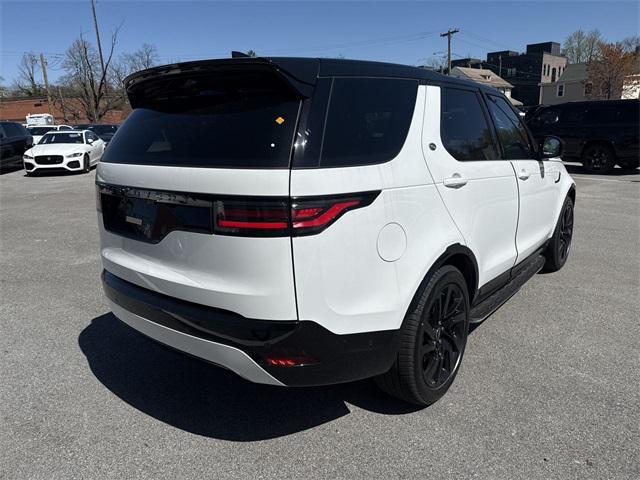 new 2025 Land Rover Discovery car, priced at $78,378