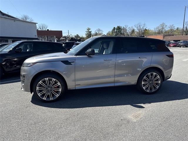 new 2025 Land Rover Range Rover Sport car, priced at $141,365