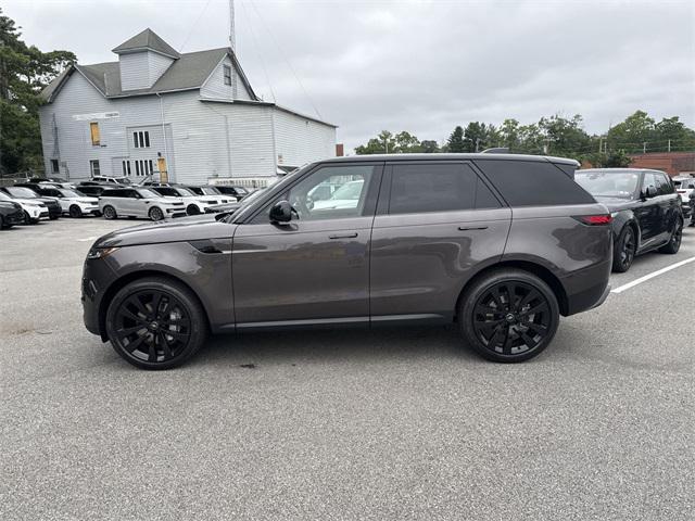 new 2025 Land Rover Range Rover Sport car, priced at $92,705