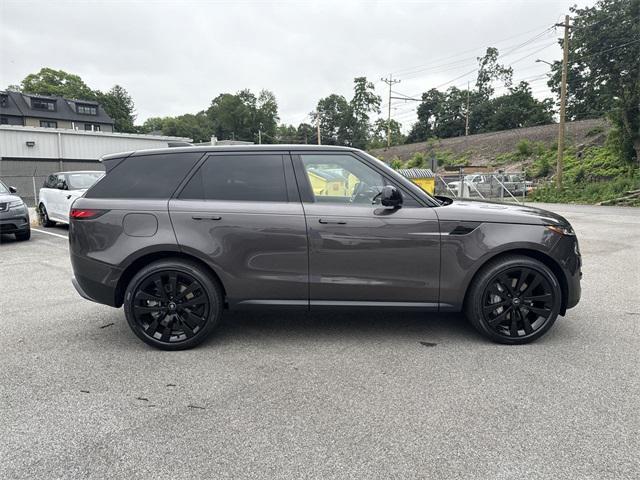 new 2025 Land Rover Range Rover Sport car, priced at $92,705