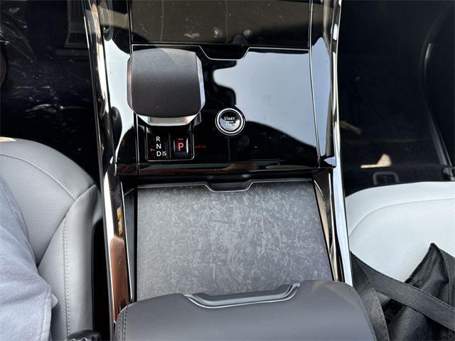 new 2025 Land Rover Range Rover Sport car, priced at $139,915