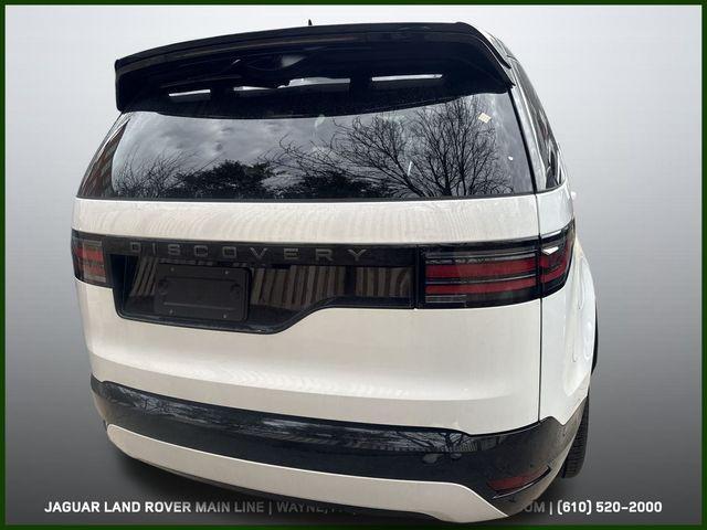 new 2025 Land Rover Discovery car, priced at $69,528