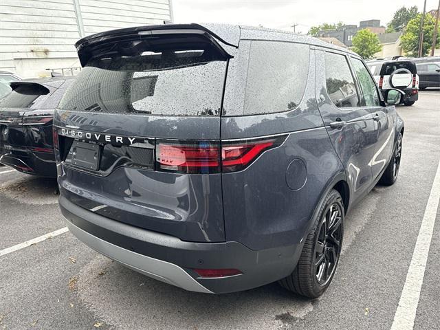 new 2025 Land Rover Discovery car, priced at $66,578