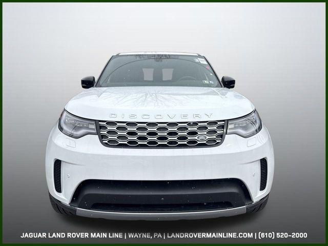new 2025 Land Rover Discovery car, priced at $68,628