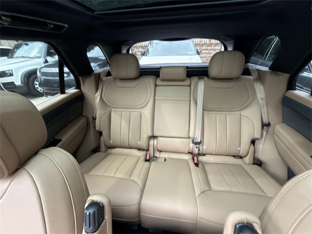 new 2025 Land Rover Range Rover Sport car, priced at $90,365