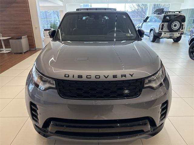 new 2025 Land Rover Discovery car, priced at $70,478