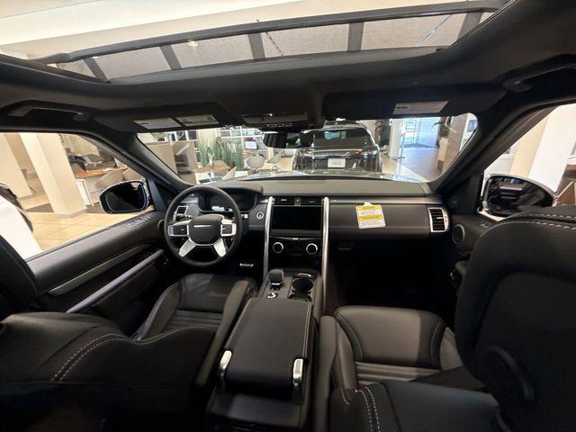 new 2025 Land Rover Discovery car, priced at $70,478