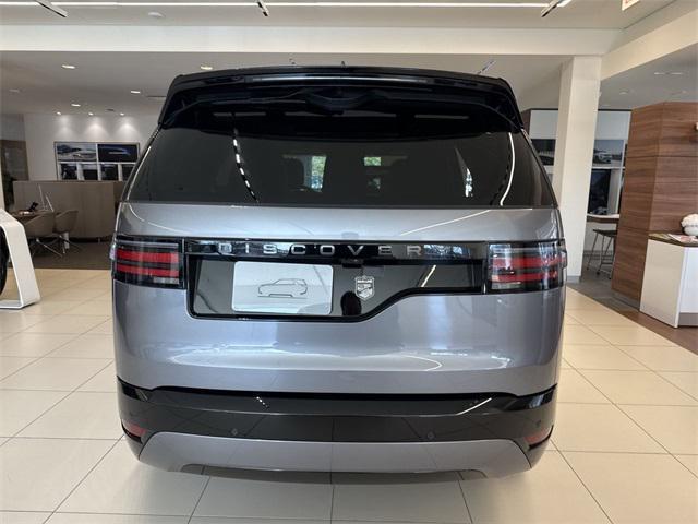 new 2025 Land Rover Discovery car, priced at $70,478