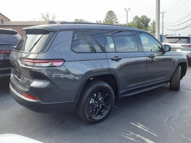 new 2024 Jeep Grand Cherokee L car, priced at $42,500