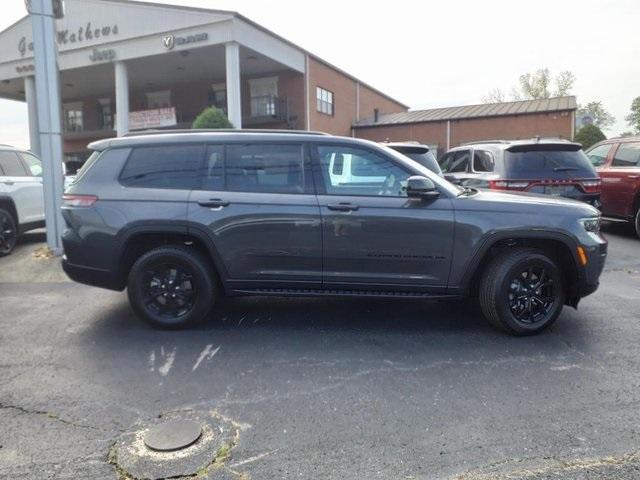 new 2024 Jeep Grand Cherokee L car, priced at $42,500