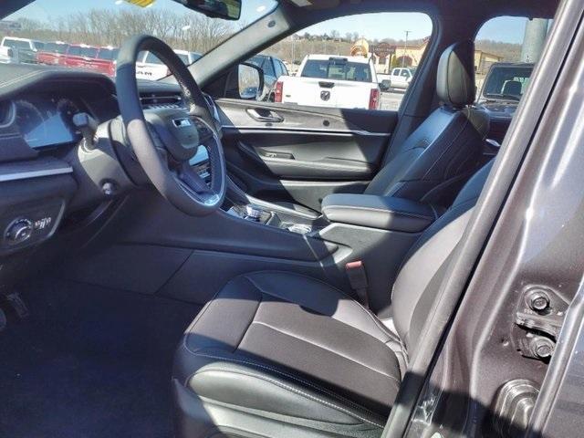 new 2025 Jeep Grand Cherokee L car, priced at $51,010