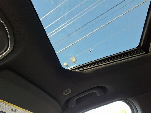 new 2025 Jeep Grand Cherokee car, priced at $40,497