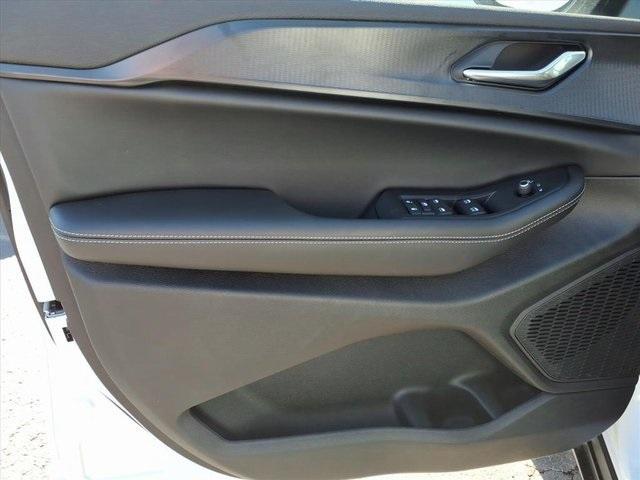 new 2025 Jeep Grand Cherokee car, priced at $40,497