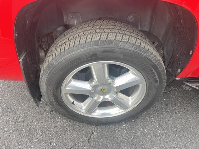 used 2011 Chevrolet Avalanche car, priced at $20,500