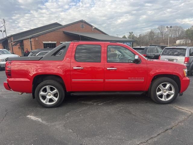 used 2011 Chevrolet Avalanche car, priced at $20,500