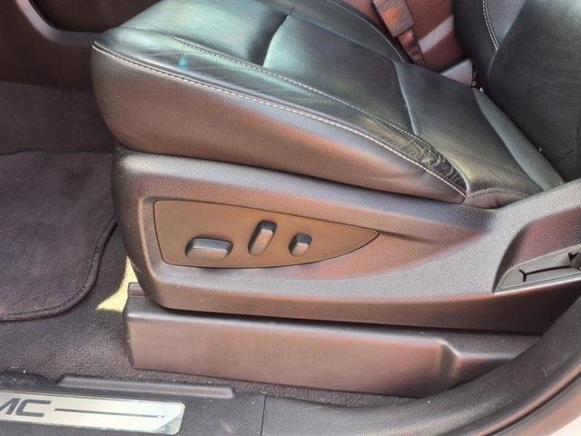 used 2019 GMC Yukon car, priced at $34,600