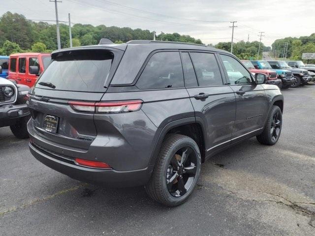 new 2024 Jeep Grand Cherokee car, priced at $49,500