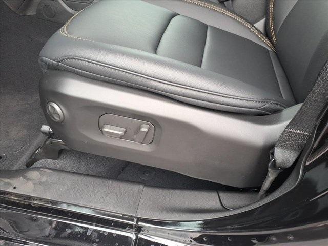 new 2025 Jeep Gladiator car, priced at $45,597