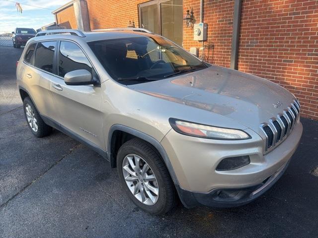 used 2015 Jeep Cherokee car, priced at $9,950
