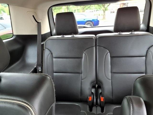 used 2023 GMC Acadia car, priced at $35,300