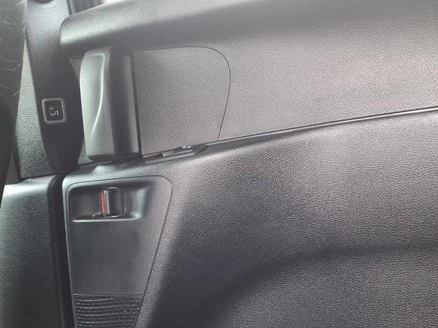 used 2020 Chrysler Pacifica Hybrid car, priced at $31,000
