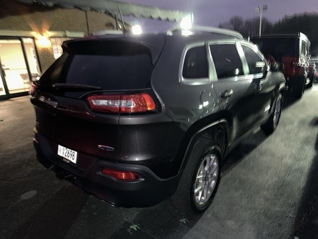 used 2016 Jeep Cherokee car, priced at $15,000