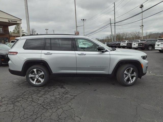 new 2024 Jeep Grand Cherokee L car, priced at $49,286