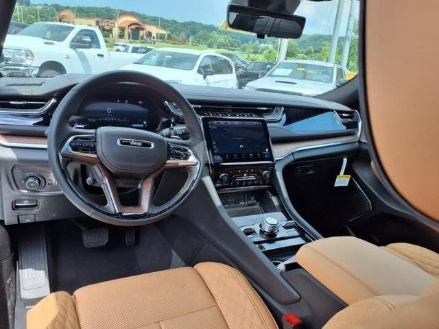 new 2025 Jeep Grand Cherokee L car, priced at $65,076