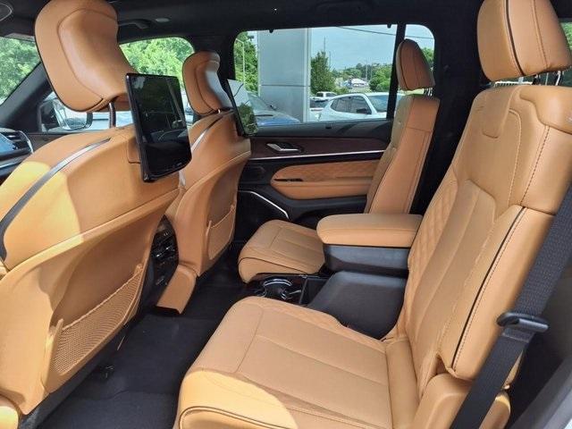 new 2025 Jeep Grand Cherokee L car, priced at $65,076