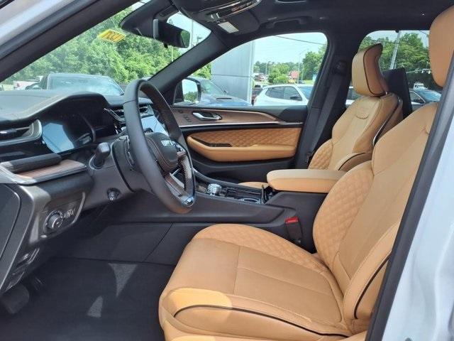 new 2025 Jeep Grand Cherokee L car, priced at $65,076